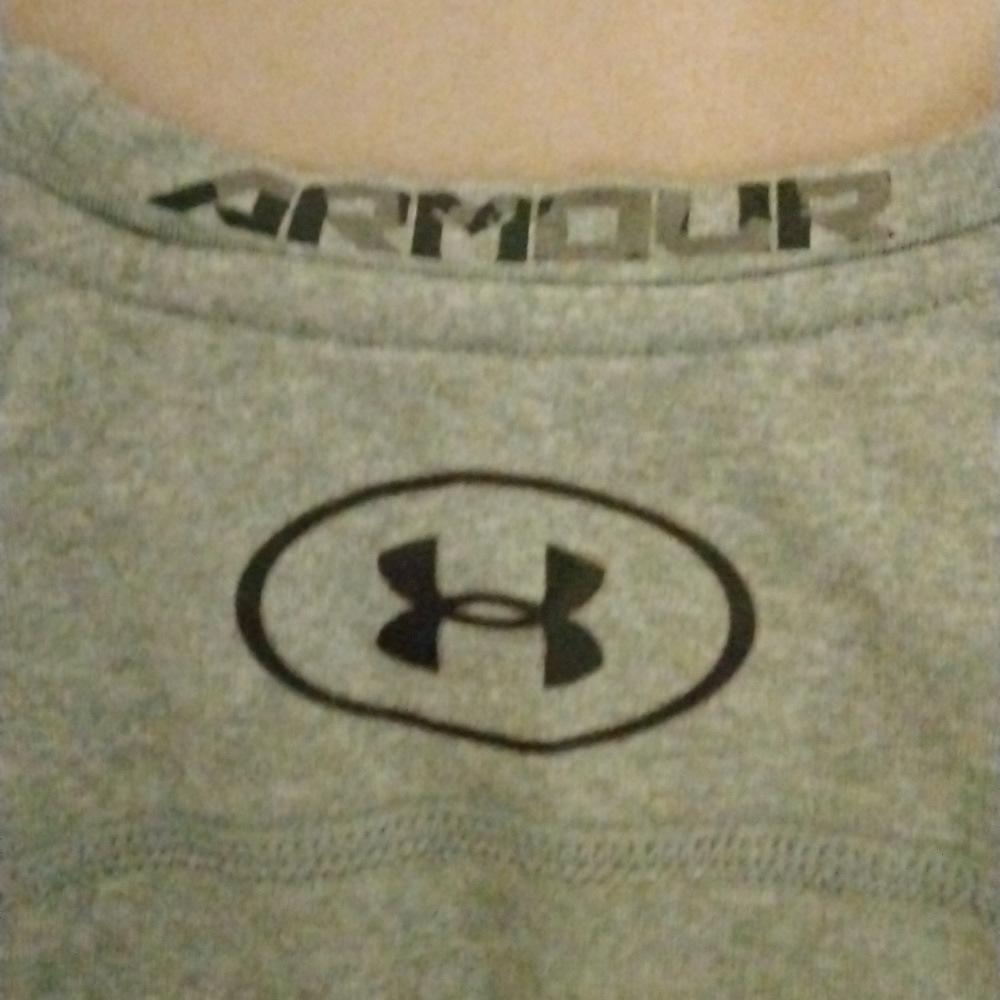 🩶GC GRAY UNDER ARMOUR LONG SLEEVE SHIRT🩶 - Picture 5 of 5